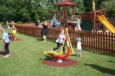 Dětské hřiště na Louce u Zlaté stoky